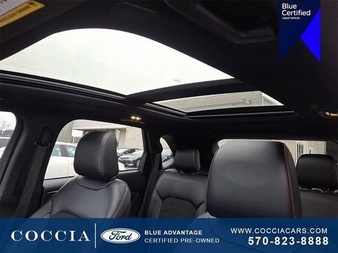 Used 2023 Ford Edge ST-Line image 14