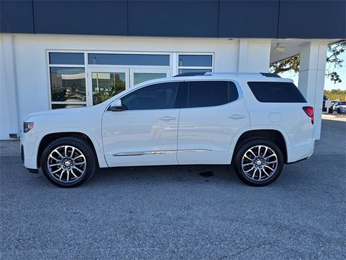 Certified 2021 GMC Acadia Denali w/ Denali Technology Package image 4