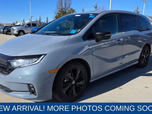 Used 2024 Honda Odyssey Sport image 1