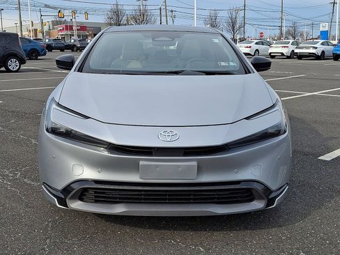 Used 2025 Toyota Prius Limited w/ Limited Premium Package image 2