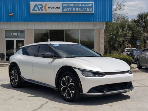 Used 2022 Kia EV6 Wind image 4