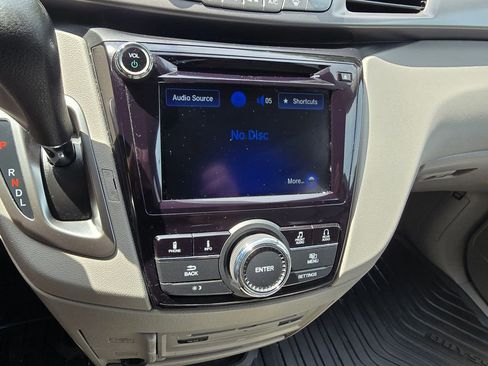 Used 2016 Honda Odyssey SE image 26