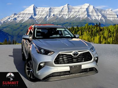 Used 2022 Toyota Highlander XLE