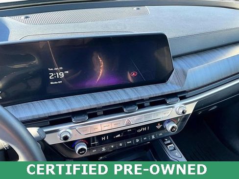 Used 2023 Kia Telluride EX w/ EX Captain's Chair Package image 6