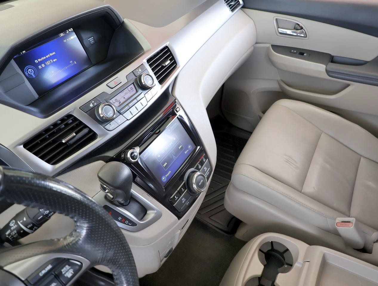 Used 2015 Honda Odyssey EX-L image 42