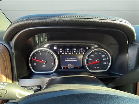 Used 2021 Chevrolet Silverado 3500 High Country image 13