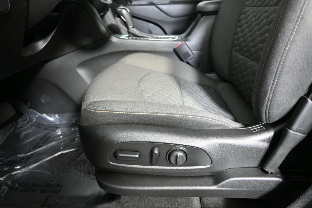Used 2019 Chevrolet Equinox LT FWD image 21