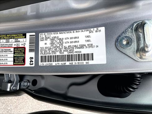 Used 2025 Toyota Tacoma Limited image 37