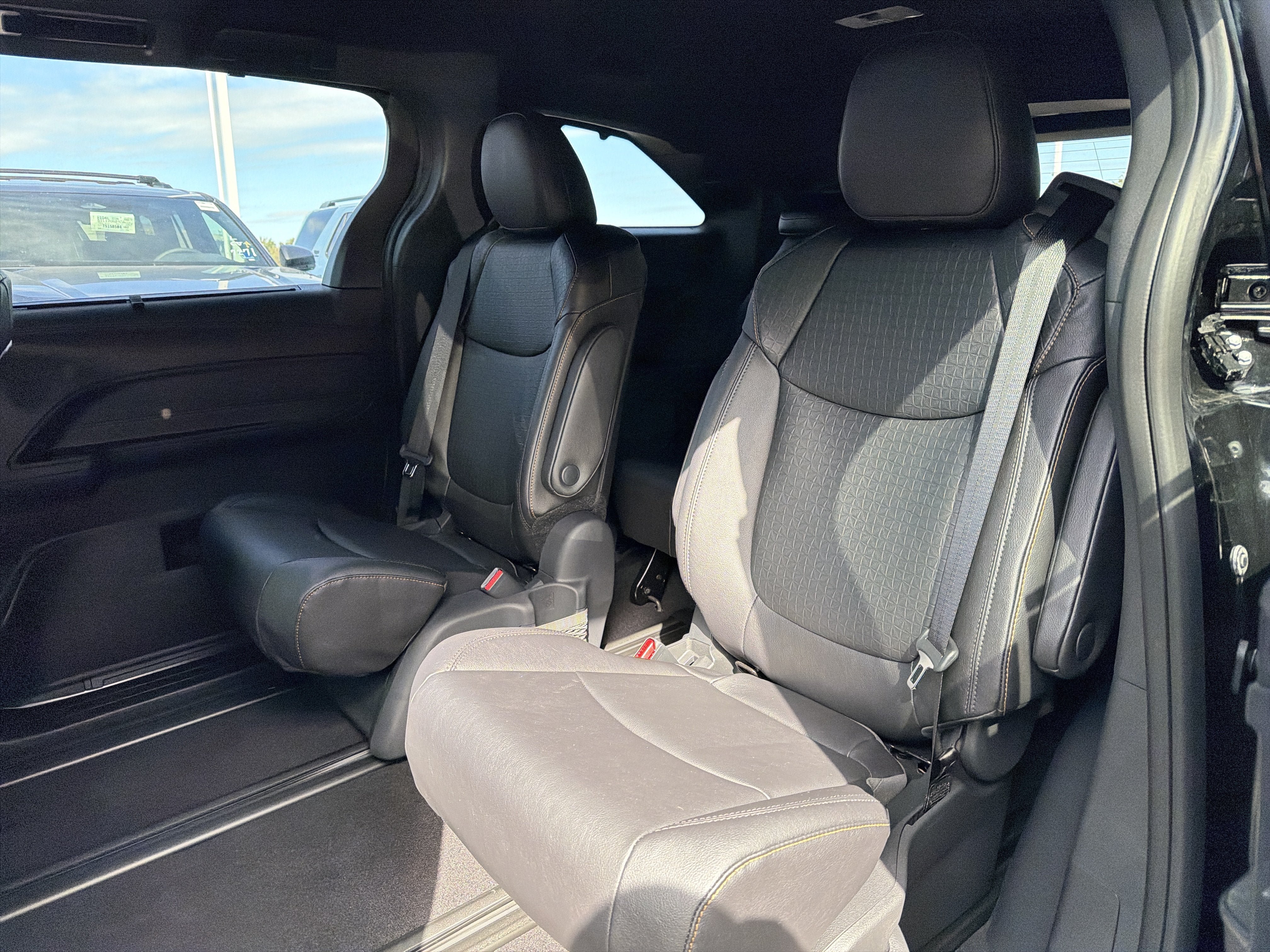 New 2026 Toyota Sienna XLE Woodland Edition AWD/4WD image 12