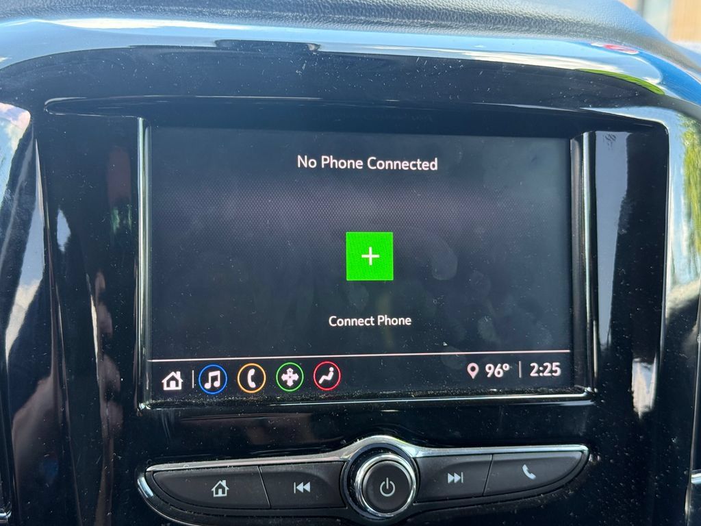 Used 2020 Chevrolet Traverse LS FWD image 24