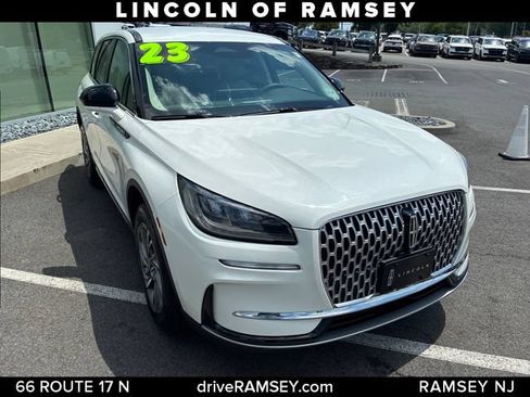 Used 2023 Lincoln Corsair AWD image 10