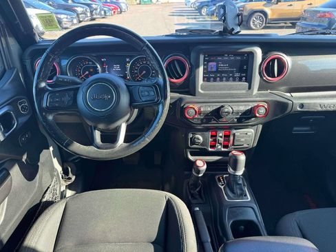 Used 2020 Jeep Wrangler Unlimited Sport AWD/4WD image 19