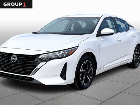 Used 2024 Nissan Sentra SV image 1