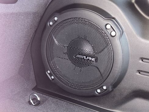 New 2025 Jeep Wrangler Unlimited Rubicon 392 image 12