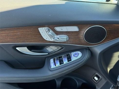 Certified 2022 Mercedes-Benz GLC 300 4MATIC image 17