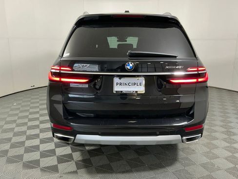 Certified 2025 BMW X7 xDrive40i w/ Premium Package AWD/4WD image 6