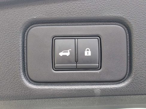 Used 2023 Nissan Pathfinder SL w/ SL Premium Package AWD/4WD image 12