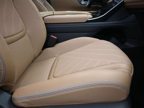 New 2026 INFINITI QX80 Luxe w/ Cargo Package RWD image 26