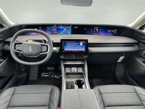 New 2026 Lincoln Nautilus Reserve w/ Jet Appearance Package AWD/4WD image 11