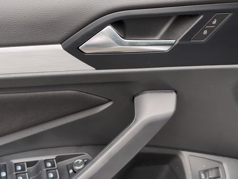 Used 2025 Volkswagen Jetta S image 14