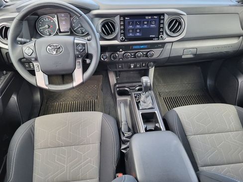 Used 2021 Toyota Tacoma TRD Off-Road image 25