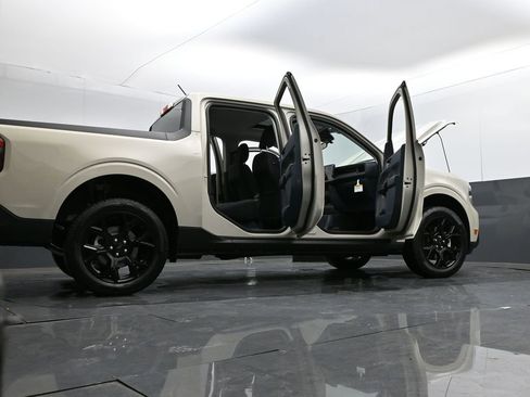 New 2025 Ford Maverick XLT w/ XLT Luxury Package image 37