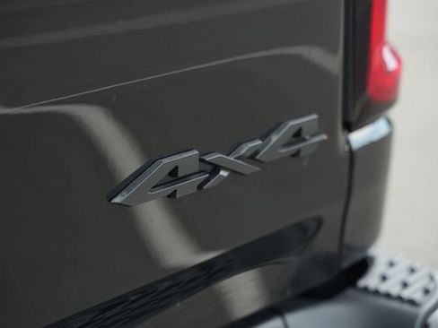New 2026 RAM 1500 Express AWD/4WD image 44