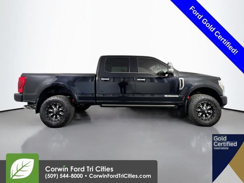 Used 2021 Ford F350 Platinum w/ Tremor Off-Road Package AWD/4WD image 17