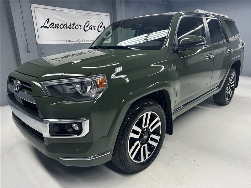 Used 2022 Toyota 4Runner Limited AWD/4WD image 1