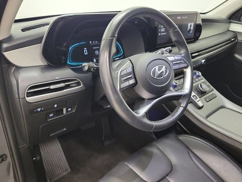 Used 2025 Hyundai Palisade SEL FWD image 19