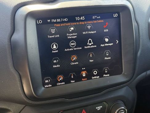 Used 2023 Jeep Renegade Latitude AWD/4WD image 19