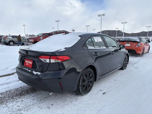 Certified 2023 Toyota Corolla LE image 3