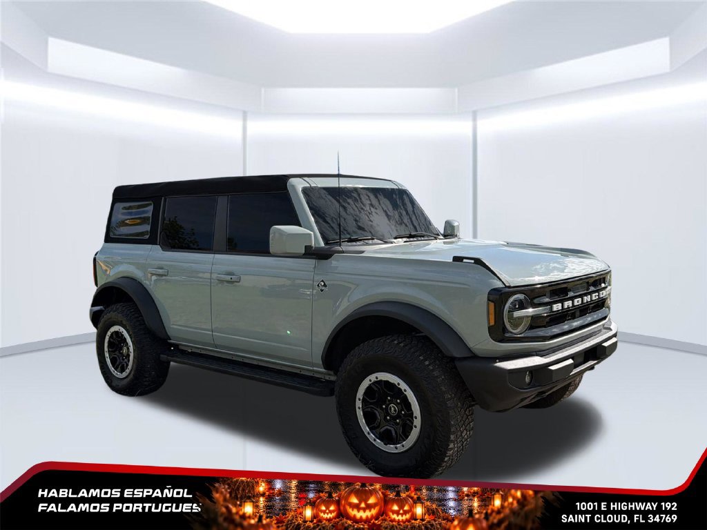 Used 2023 Ford Bronco Outer Banks w/ Sasquatch Package AWD/4WD image 9