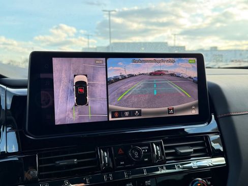 New 2026 Nissan Pathfinder SV image 37