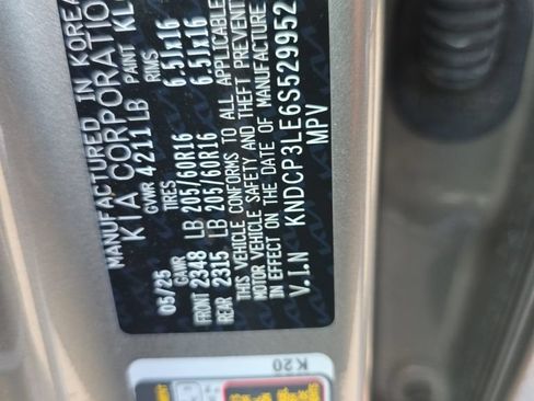Used 2025 Kia Niro LX FWD image 5