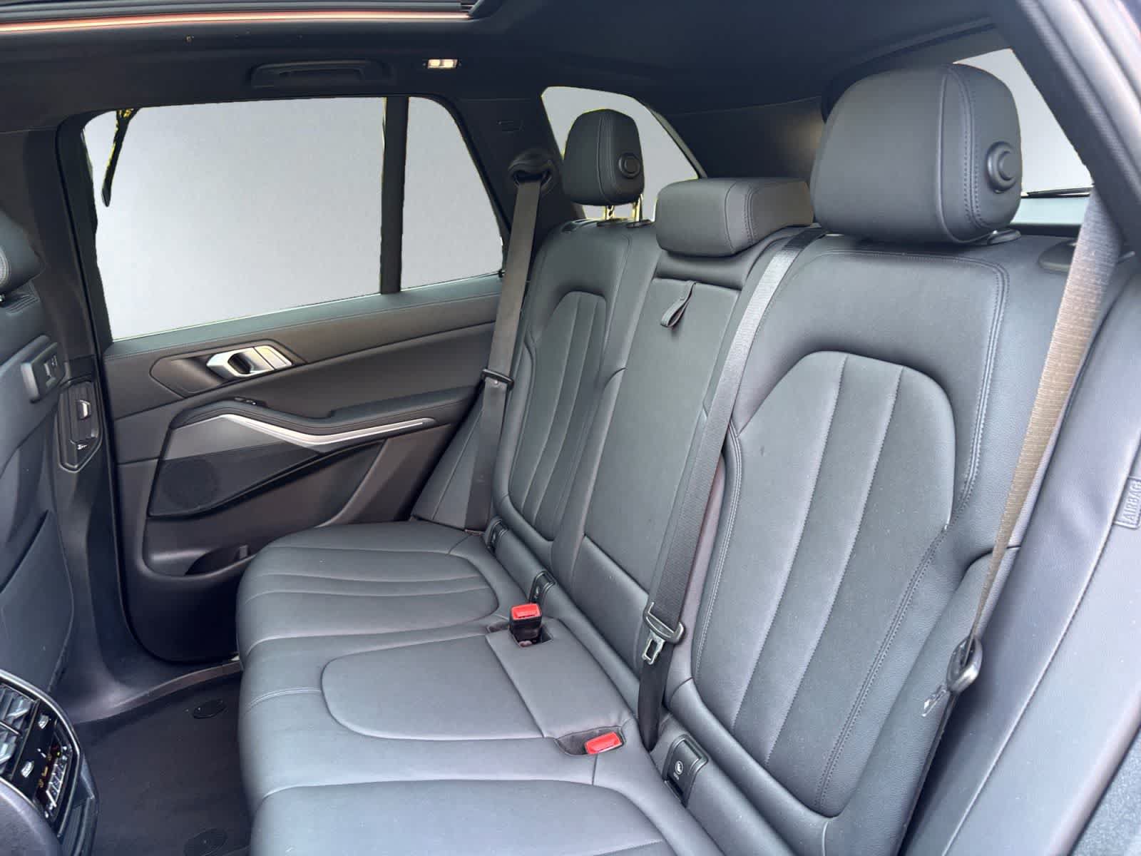 Used 2019 BMW X5 xDrive40i w/ Premium Package 2 AWD/4WD image 17