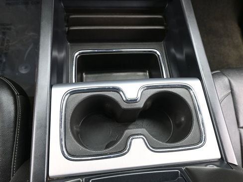 Used 2018 GMC Sierra 1500 SLT image 19