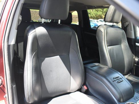 Used 2016 Toyota Highlander XLE AWD/4WD image 27