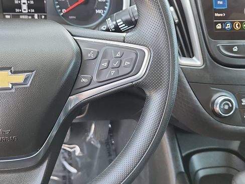 Used 2024 Chevrolet Malibu LS FWD image 17