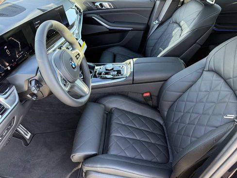 New 2026 BMW X7 xDrive40i w/ Executive Package image 10