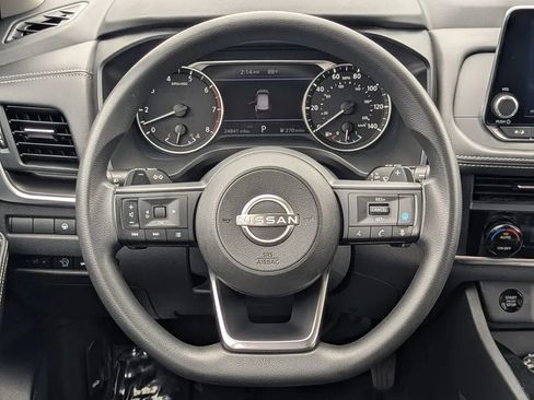Certified 2024 Nissan Rogue SV FWD image 20