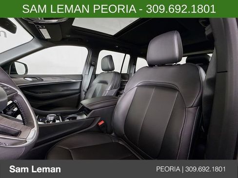 New 2025 Jeep Grand Cherokee Limited image 21