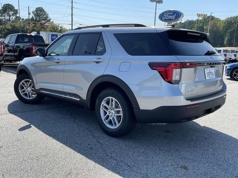 New 2025 Ford Explorer Active image 29