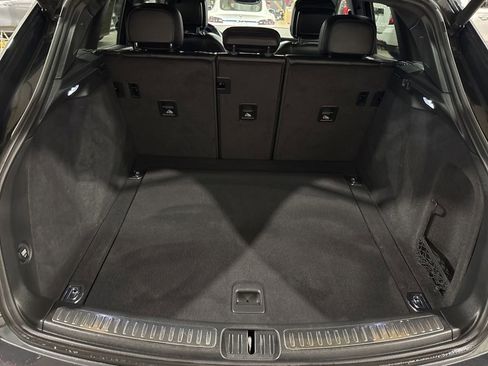 Used 2018 Porsche Macan image 50