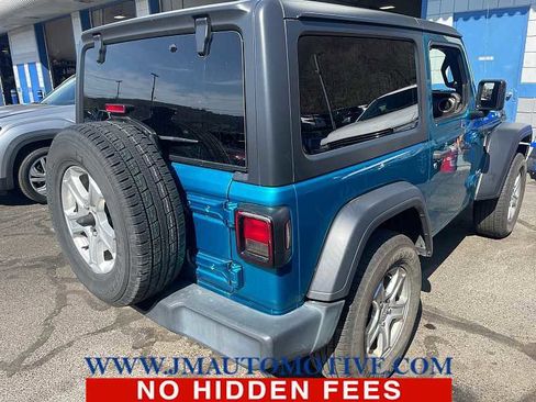 Used 2020 Jeep Wrangler Sport AWD/4WD image 3