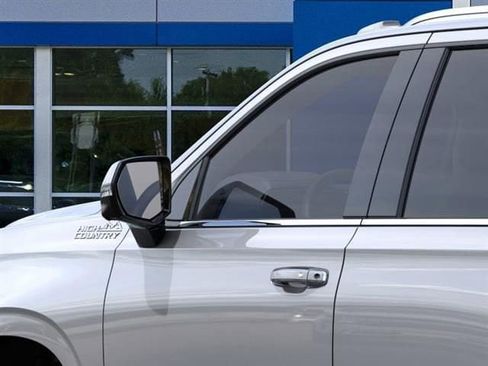 New 2026 Chevrolet Tahoe High Country image 12