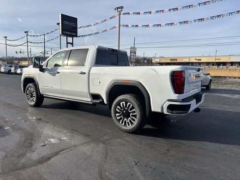 New 2026 GMC Sierra 2500 Denali Ultimate image 6
