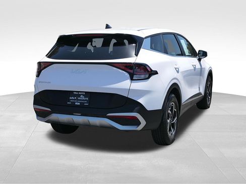 Used 2025 Kia Sportage LX FWD image 32