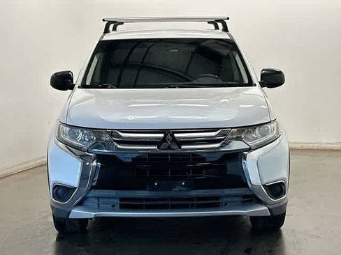 Used 2017 Mitsubishi Outlander ES FWD image 18
