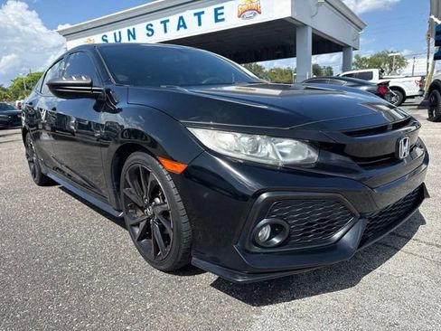 Used 2018 Honda Civic Sport image 6